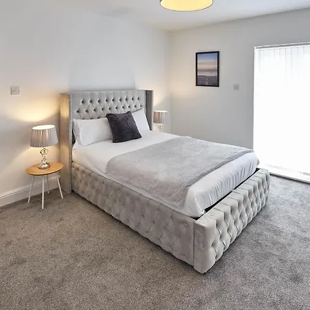 Host & - Pete's Retreat * Saltburn-by-the-Sea